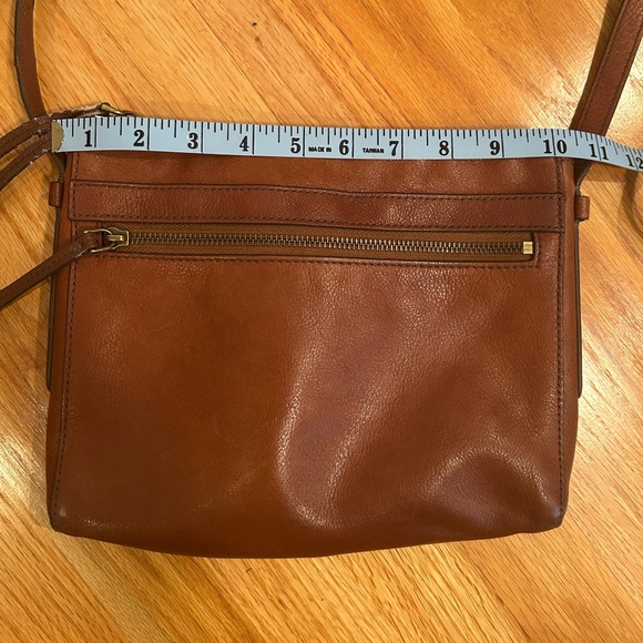 Fossil Crossbody Leather Purse - Picture 9 of 10